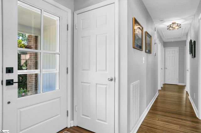 4946 Vineyard Lane, Greenville, SC 29615