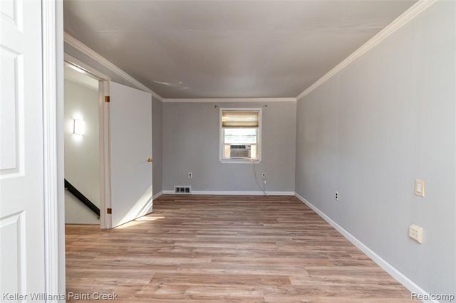 27425 Townley Street, Madison Heights, MI 48071