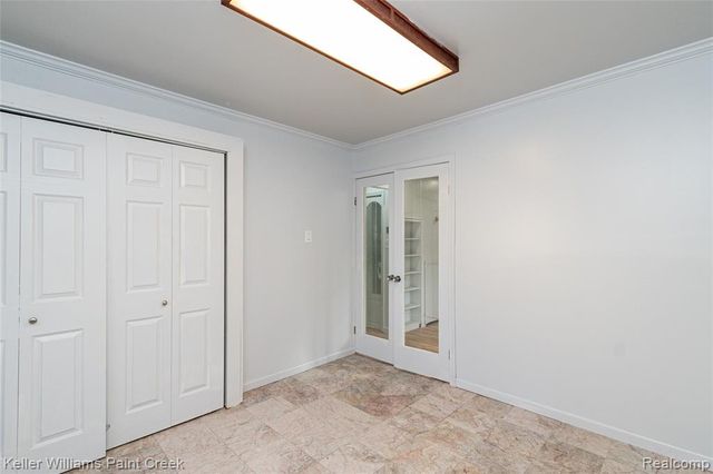 27425 Townley Street, Madison Heights, MI 48071