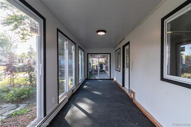 27425 Townley Street, Madison Heights, MI 48071