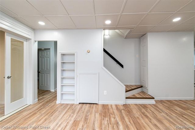 27425 Townley Street, Madison Heights, MI 48071