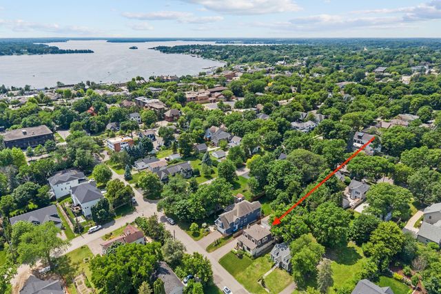 219 Chicago Avenue N, Wayzata, MN 55391