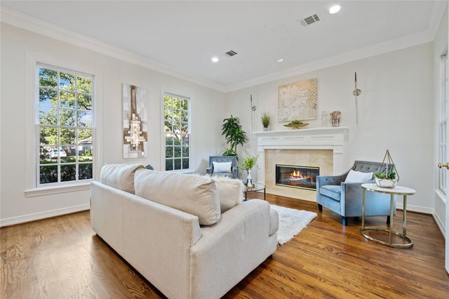 4033 Piping Rock Lane, Houston, TX 77027