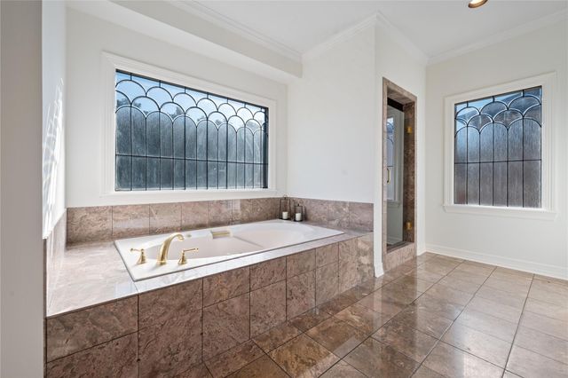 4033 Piping Rock Lane, Houston, TX 77027