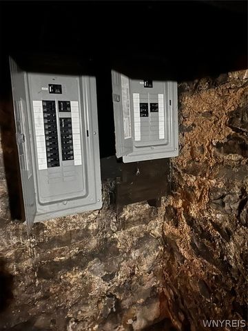 2701 Clinton Street, West Seneca, NY 14224