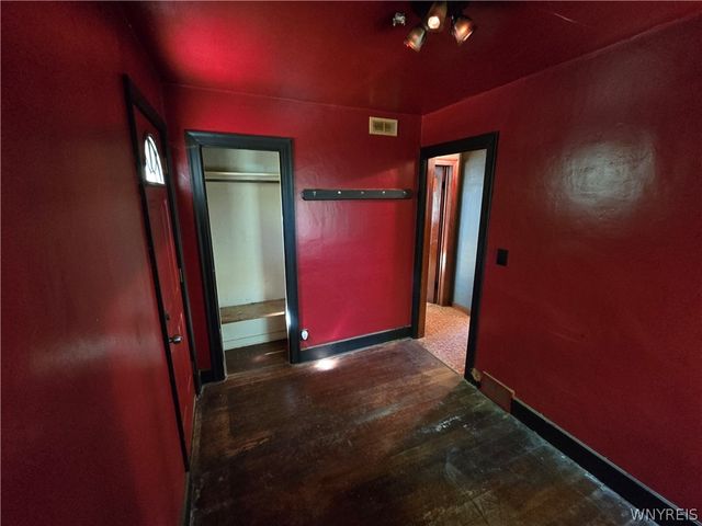 2132 Transit Road, West Seneca, NY 14224