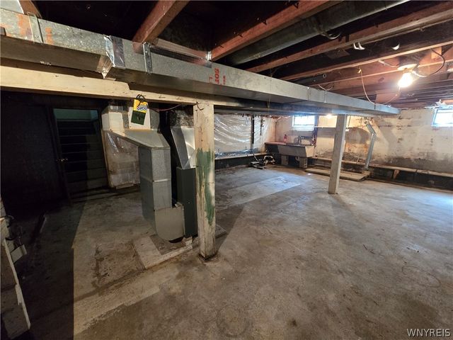 2132 Transit Road, West Seneca, NY 14224