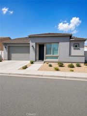 1620 Village Green, Beaumont, CA 92223