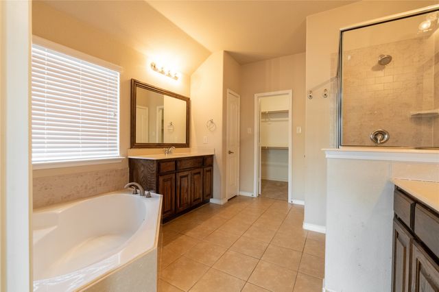 1112 Hidden Creek Drive, Royse City, TX 75189