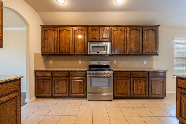 1112 Hidden Creek Drive, Royse City, TX 75189