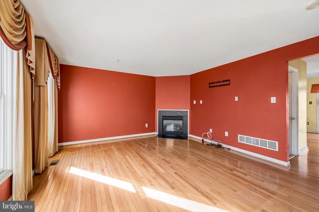 252 ROBERT ST, Baltimore, MD 21217