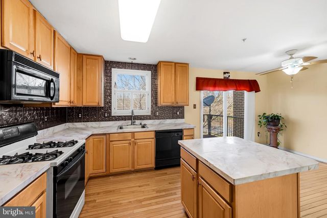 252 ROBERT ST, Baltimore, MD 21217