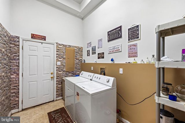 252 ROBERT ST, Baltimore, MD 21217