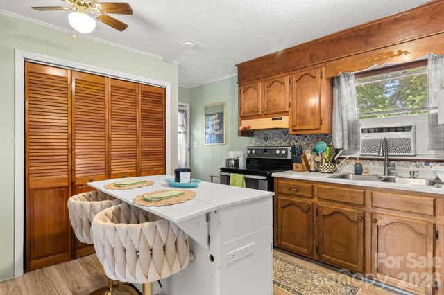 317 Willow Street, Stanley, NC 28164