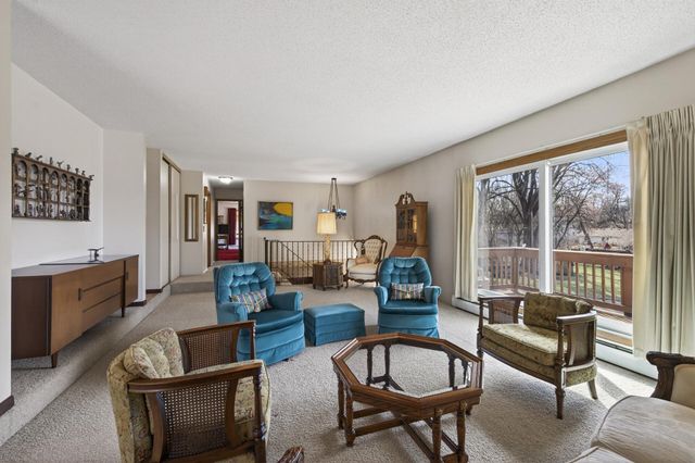 2420 Lancaster Lane N, Plymouth, MN 55441