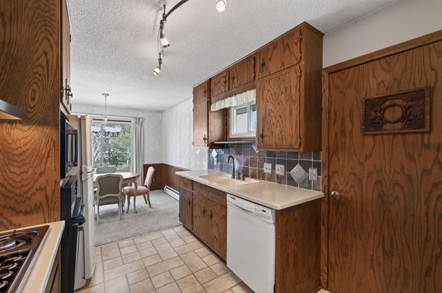 2420 Lancaster Lane N, Plymouth, MN 55441