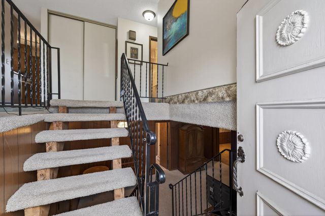 2420 Lancaster Lane N, Plymouth, MN 55441