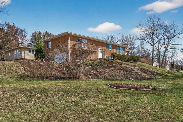 2420 Lancaster Lane N, Plymouth, MN 55441