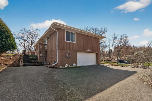 2420 Lancaster Lane N, Plymouth, MN 55441