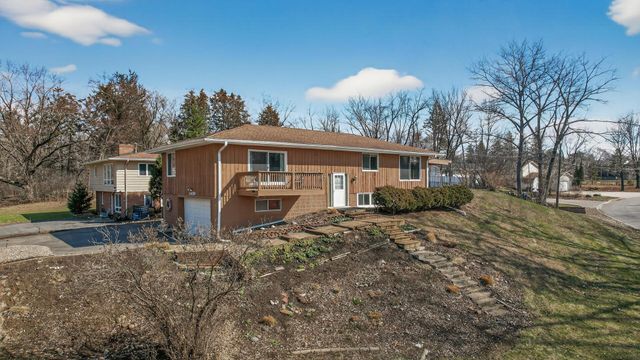 2420 Lancaster Lane N, Plymouth, MN 55441