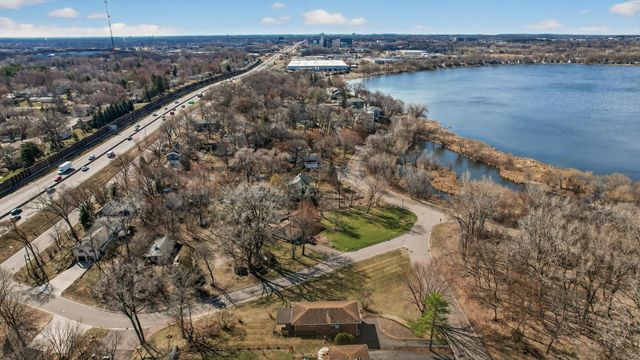 2420 Lancaster Lane N, Plymouth, MN 55441