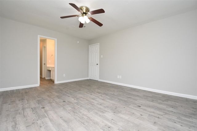 21603 Falvel Lake Drive, Spring, TX 77388