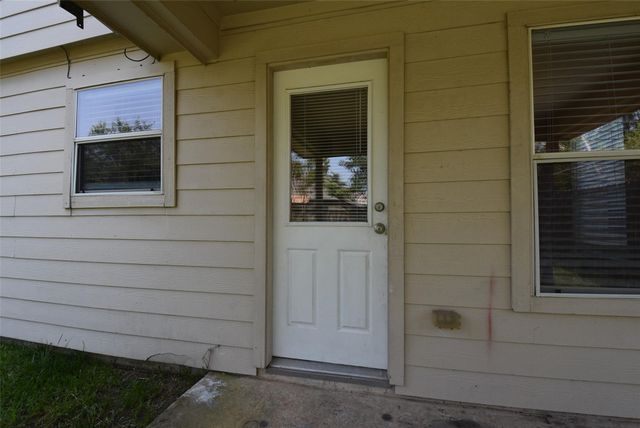 21603 Falvel Lake Drive, Spring, TX 77388