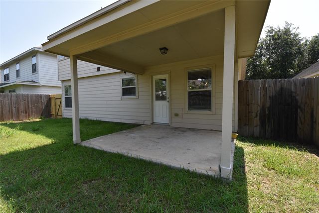 21603 Falvel Lake Drive, Spring, TX 77388