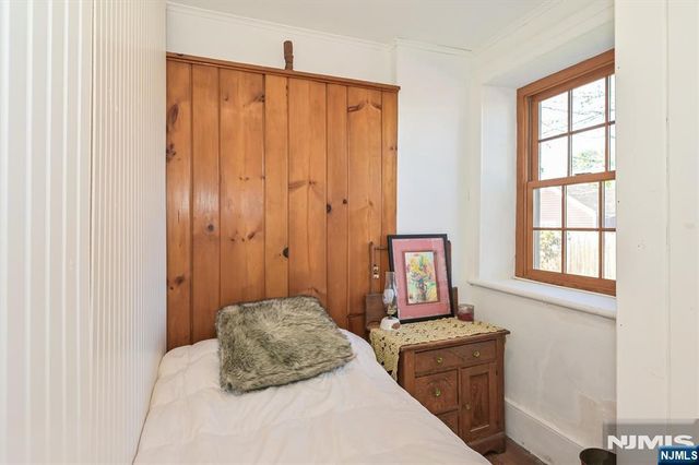404 Washington Avenue, Dumont, NJ 07628