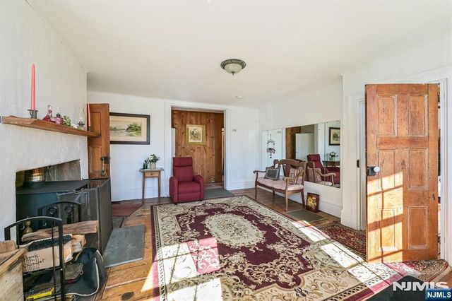 404 Washington Avenue, Dumont, NJ 07628