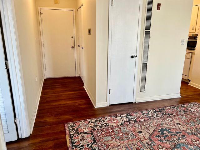 1006 Paradise Road 2-A, Swampscott, MA 01907