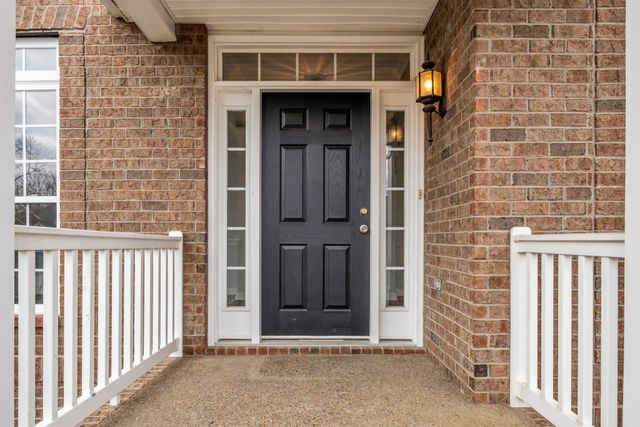 721 Cowan Dr, Nolensville, TN 37135