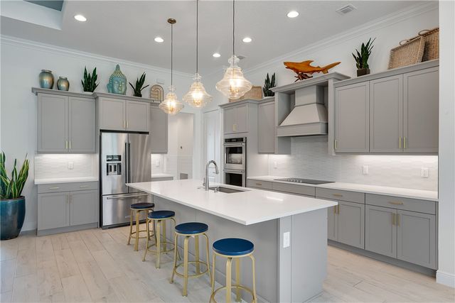 5691 Bent Pine Square, Vero Beach, FL 32967