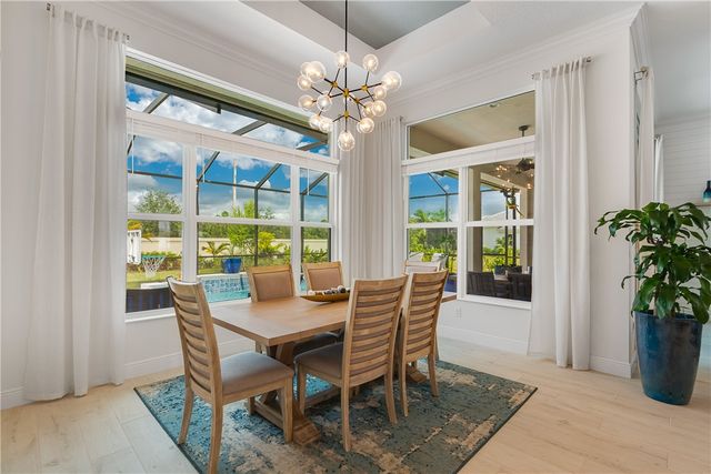 5691 Bent Pine Square, Vero Beach, FL 32967