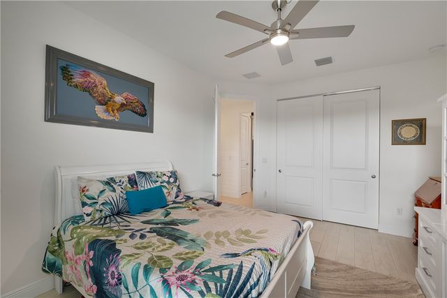 5691 Bent Pine Square, Vero Beach, FL 32967