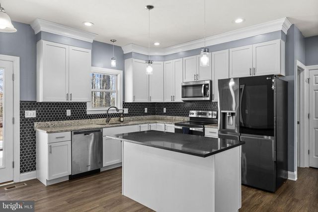 820 KENNON RD, Mineral, VA 23117