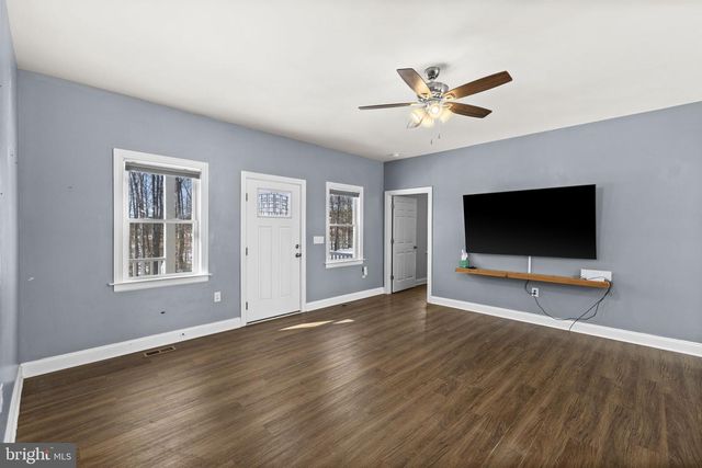 820 KENNON RD, Mineral, VA 23117