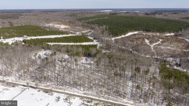 820 KENNON RD, Mineral, VA 23117