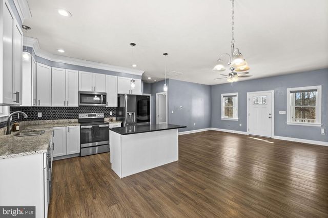 820 KENNON RD, Mineral, VA 23117