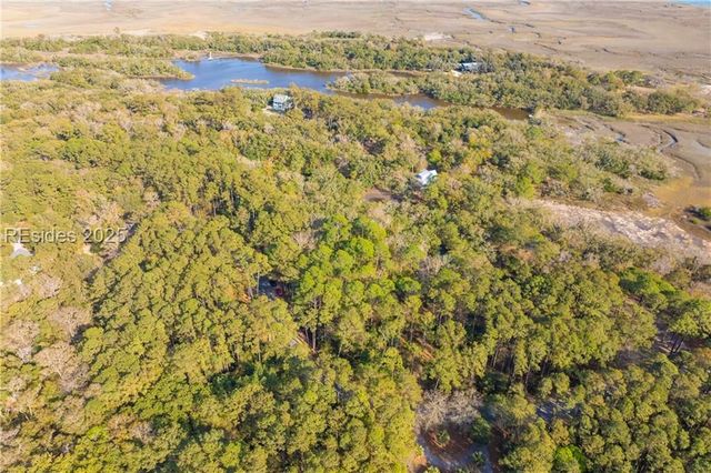 12 Vista Blvd W, St Helena Island, SC 29920
