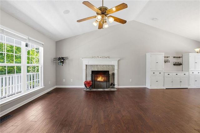 4098 Parks Road, Flowery Branch, GA 30542