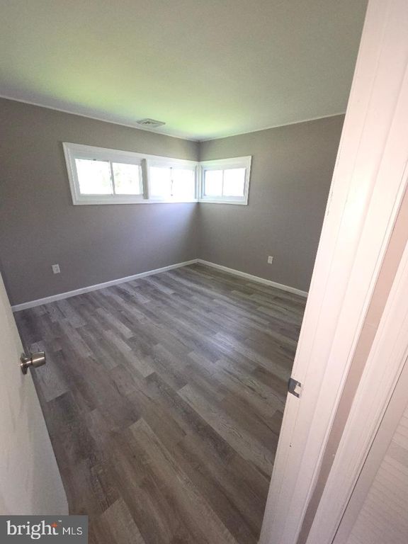 41 WHITEWOOD DR, LEVITTOWN, PA 19057 — photo 5