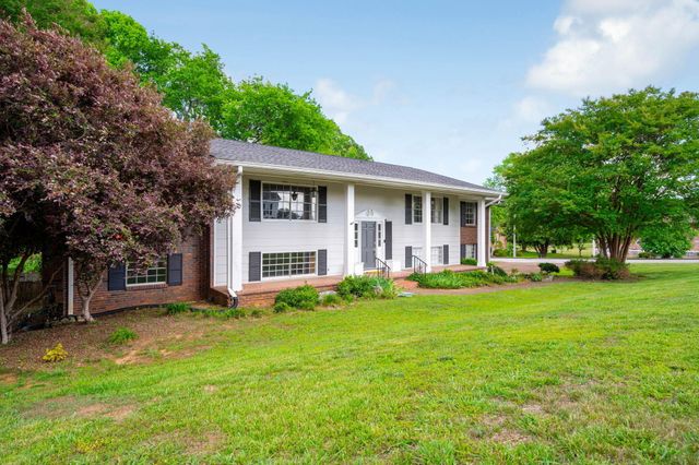 117 Rackham Road, Hixson, TN 37343