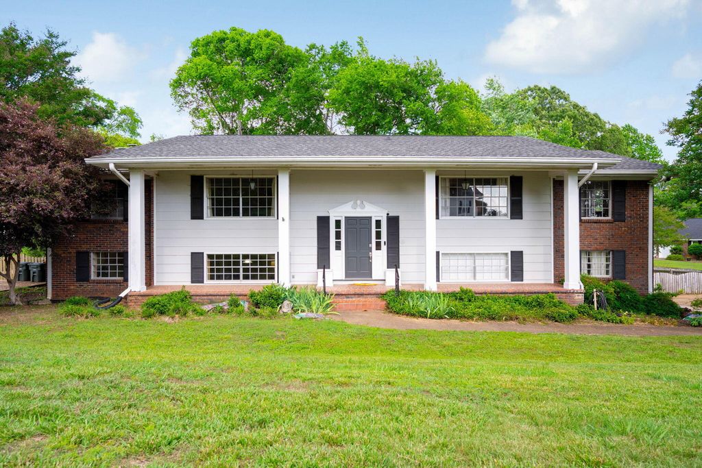 117 Rackham Road, Hixson, TN 37343