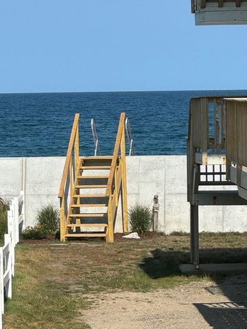 13 Lewis Ct, Duxbury, MA 02332