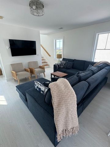 13 Lewis Ct, Duxbury, MA 02332