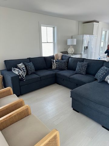 13 Lewis Ct, Duxbury, MA 02332