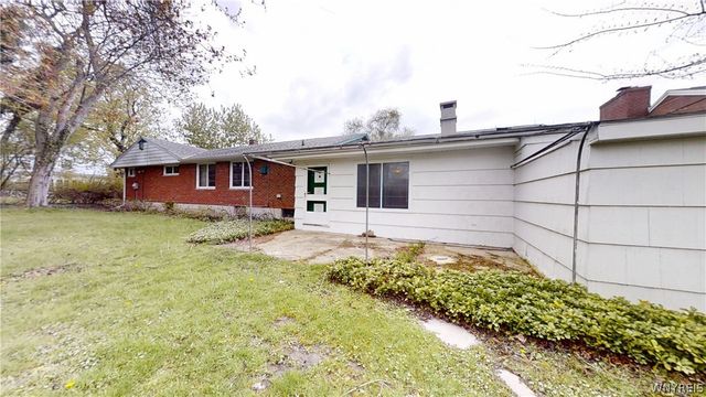4685 Main Street, Amherst, NY 14226