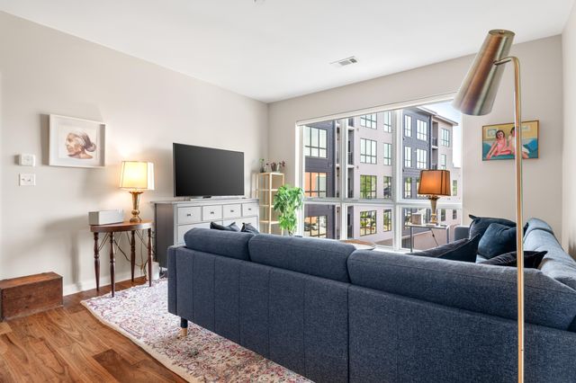 3531 Washington St Unit 304, Boston, MA 02130
