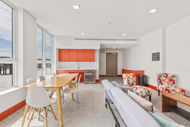 3531 Washington St Unit 304, Boston, MA 02130